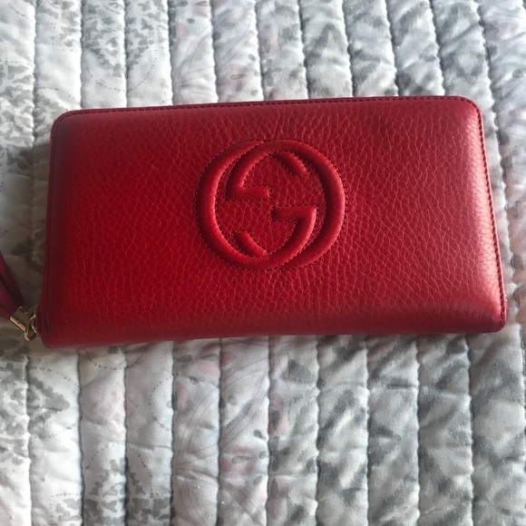 Gucci Handbags - Authentic Gucci soho red wallet